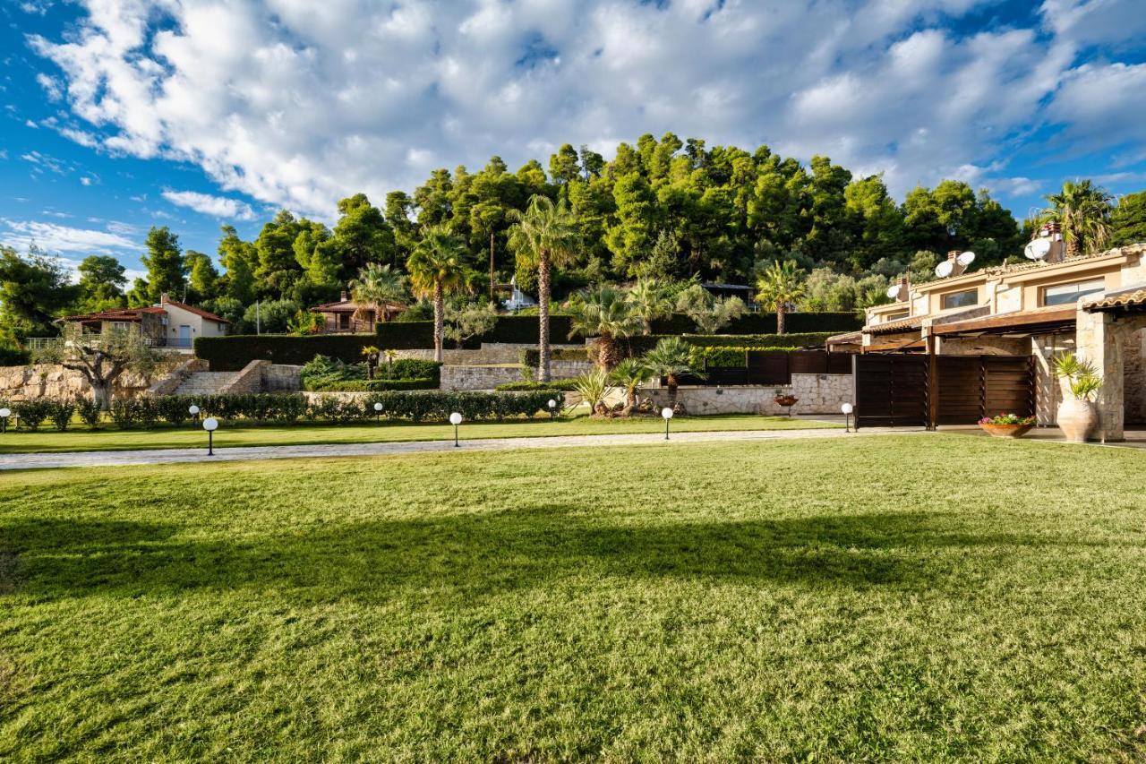 Palmrise Luxury Villas By Travel Pro Services - Nea Skioni Halkidiki Екстер'єр фото